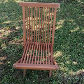Tavolo in legno  esagonale da giardino e sedie