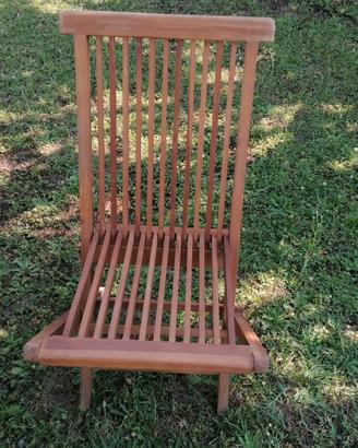 Tavolo in legno  esagonale da giardino e sedie