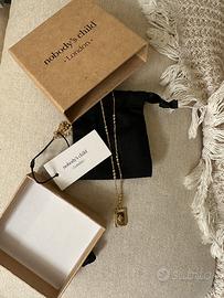 Collana con pendente Nobody’s child London nuova