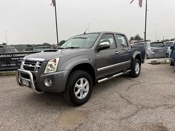 Isuzu D-Max 3.0 TD cat Crew Cab 4WD Pup. LS Aut. E
