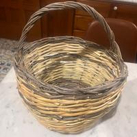 Cesto / paniere in vimini e ulivo