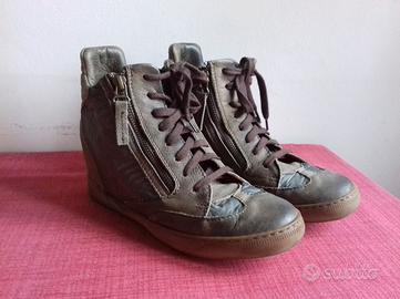 Converse alte con hot sale zeppa interna