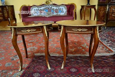 Coppia di tavolini ovali da caffè stile Luigi XV