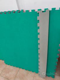 Tatami bicolore a incastro