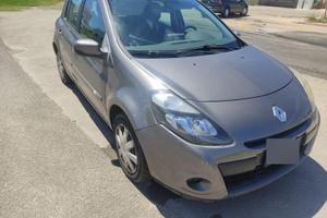 Renault clio 1.5 Dci 2012