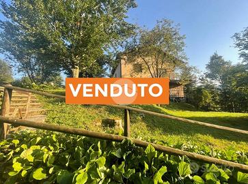 VILLA SINGOLA A FERRARA DI MONTE BALDO