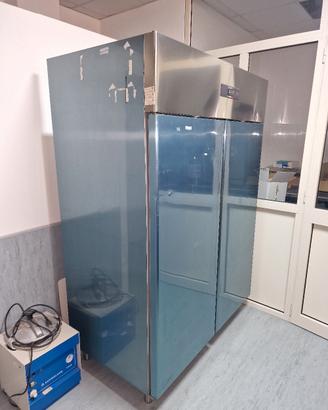  Armadio Refrigerato / Frigorifero Professionale