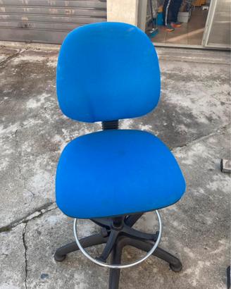 TECNIGRAFO E SEDIA DA UFFICIO