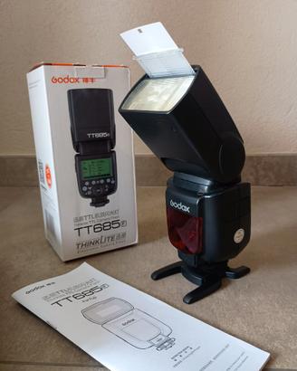 Flash portatile TTL Godox TT685F (per Fuji)