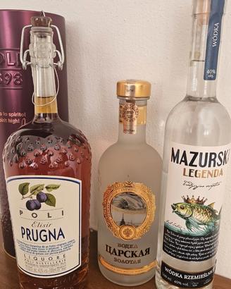 Lotto 3 bottiglie pregiate Poli Prugna Vodka