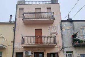 Stabile/Palazzo Vasto [A4340579]