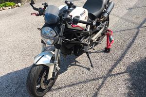 Ducati Monster 696