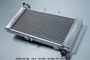 Radiatore per HONDA NC700X NC750X / DCT 2012 2025