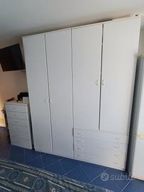 ARMADIO E CASSETTIERA