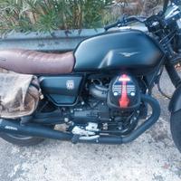 moto guzzi v7 