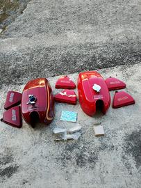 n 2 serbatoi rubinetti e 6 fianch.Honda 400 four