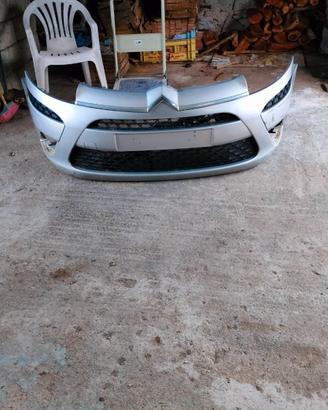 Paraurti anteriore per C4 Picasso del 2010