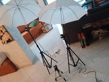 kit fotografia con ombrellini e 3 teli 