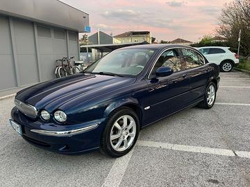JAGUAR X-Type 2.5 V6 Executive 4x4