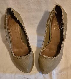 Décolleté donna ASH.