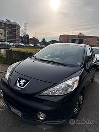 Peugeot 207 5p 1.4 8V Millesim 200
