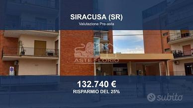 Immobile in asta di 192 m² con più di 5 locali a S