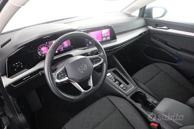 VOLKSWAGEN Golf Golf 1.0 eTSI EVO DSG Life