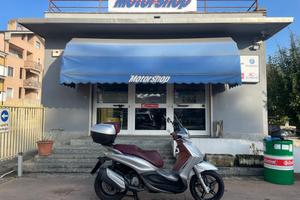 Piaggio Beverly 350