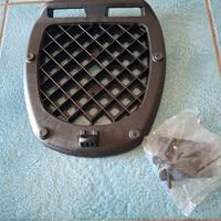 Piastra  in plastica originale  bauletto GIVI