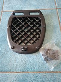 Piastra  in plastica originale  bauletto GIVI