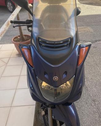 Yamaha Majesty 250