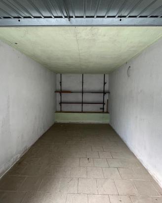 Garages in centro a Centallo