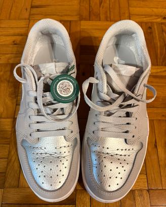 Nike 1 low og metallic silver