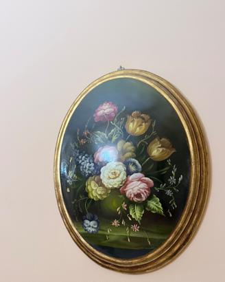 Coppia di quadri ovali classici floreali