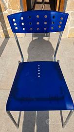 sedie in metallo e plastica