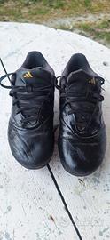 Scarpe da calcio Adidas in cuoio taglia 39 e 1/3