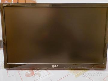 TVC LCD 19 POLLICI LG COMPLETO DI STAFFA A MURO