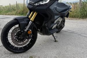 Xadv-750