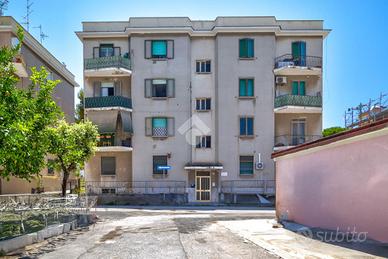 3 LOCALI A CIVITAVECCHIA