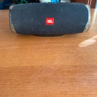 JBL Charge 4