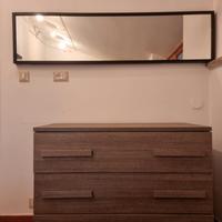 cassettiera e specchio  