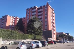 BOX A TREZZANO SUL NAVIGLIO