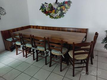 Tavolo in noce con 6 sedie e giropanca contenitore