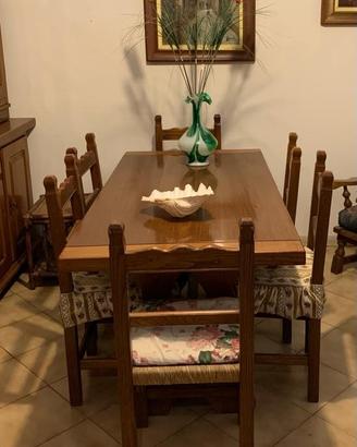 Tavolo da pranzo in castagno