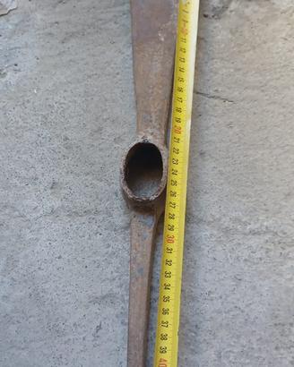 Testa di piccone in ferro