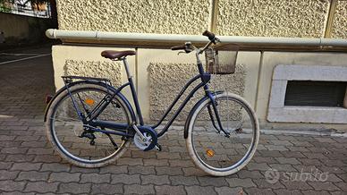 Bici Elops 520 + Borsa doppia bici 500 2X20L nera