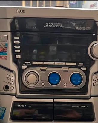 Stereo Hi-Fi LG modello M140 - 3 CD Radio FM-AM