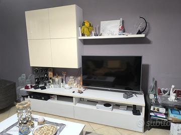 parete attrezzata - tavolo - tavolo