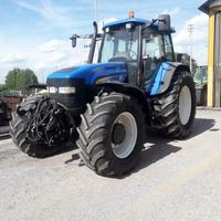 Trattore agricolo New Holland TM155