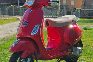 Vespa 150 lx Rossa 2009 Piaggio